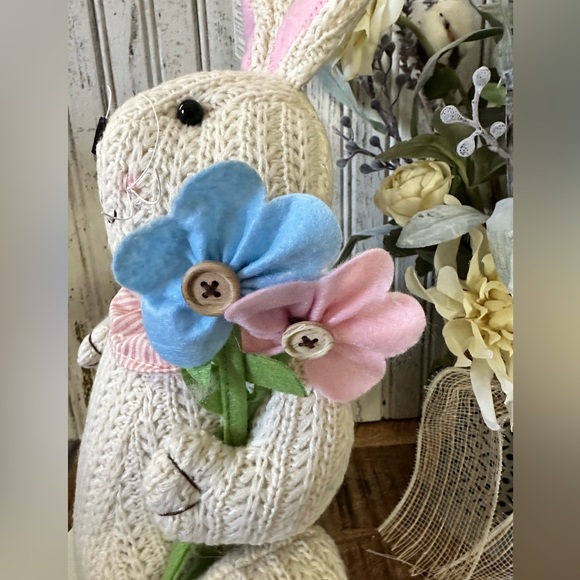 Cotton & Co. Wool Bunny with Flowers - Picture 8 of 9